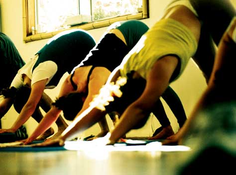 Yogakurs gir deg kontroll over kroppen din